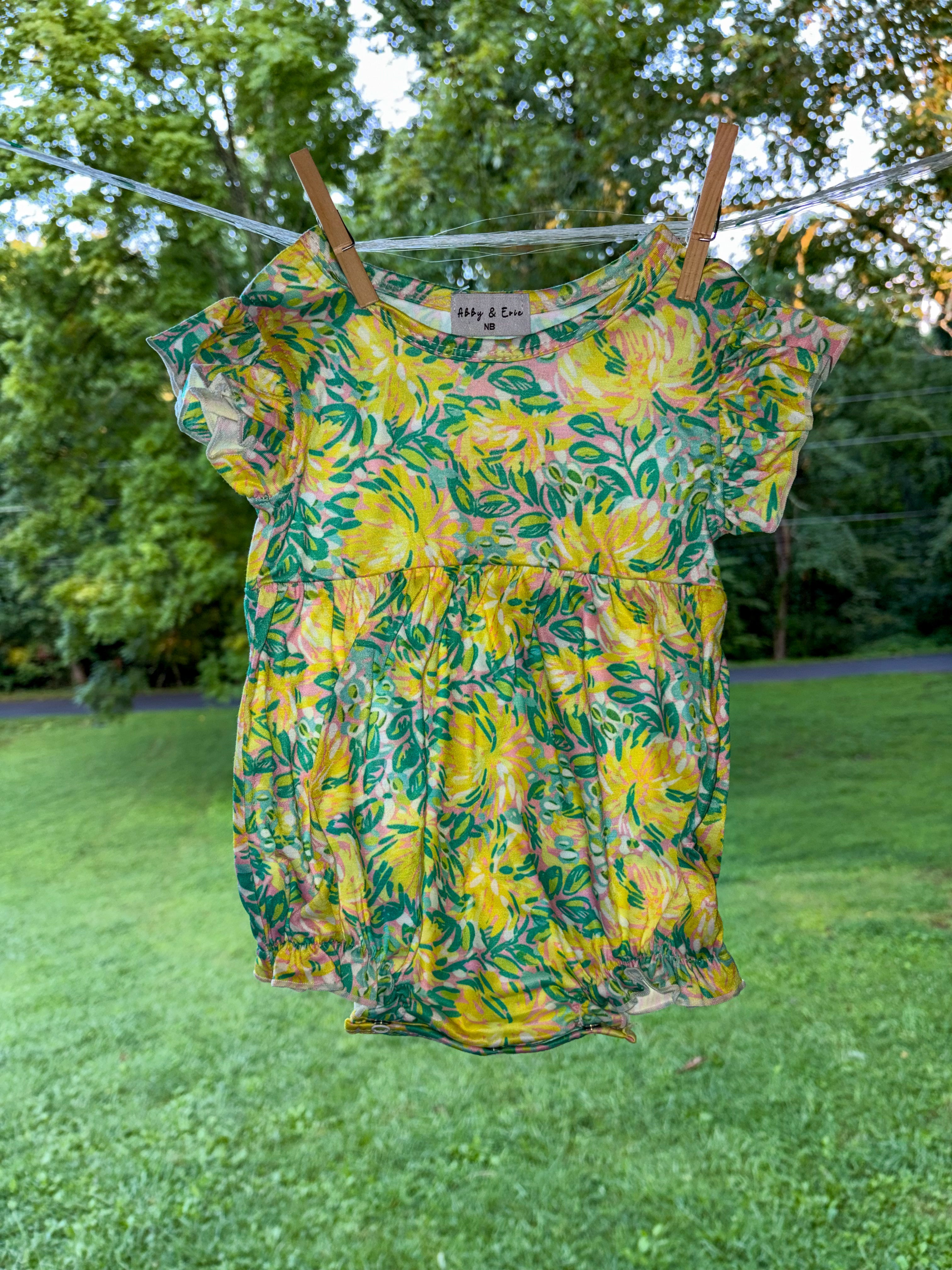 Yellow Lily Floral Bubble