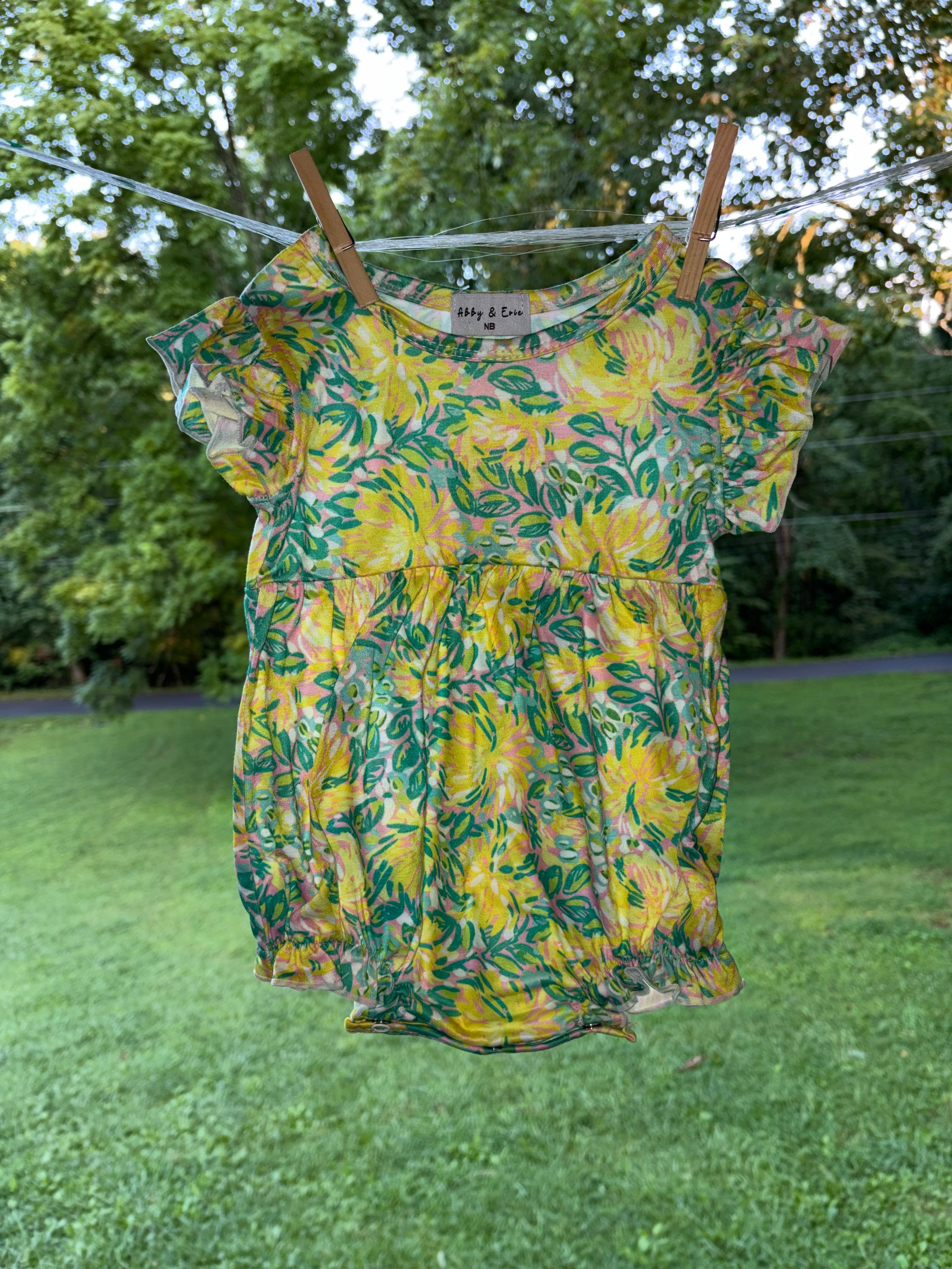 Yellow Lily Floral Bubble